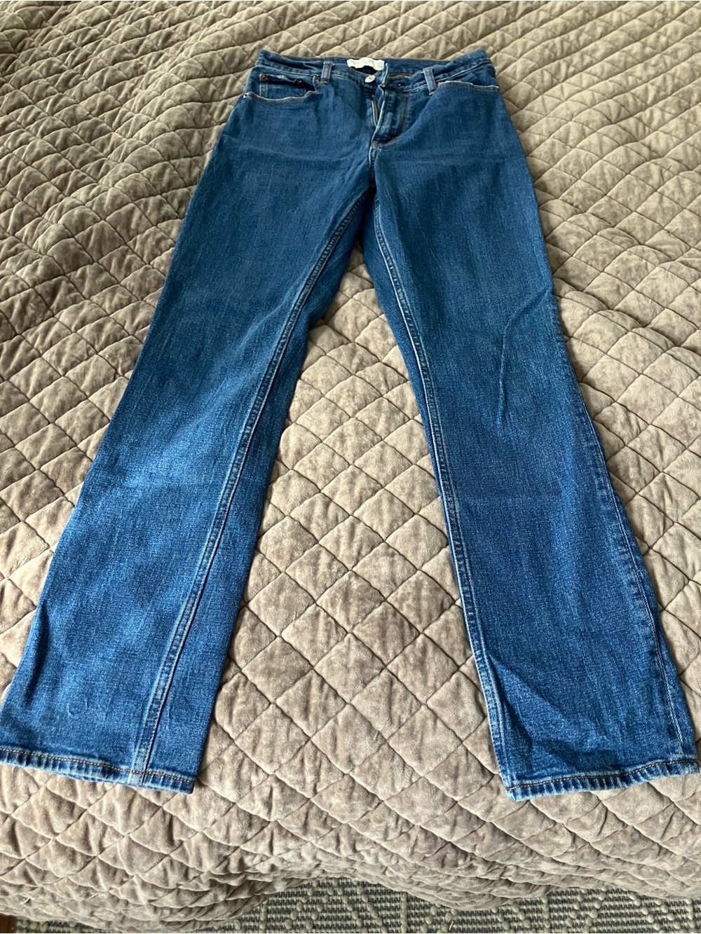 Abercrombie & Fitch Women's Straight-Leg Jeans in Blue Denim